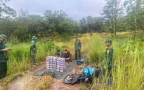 Bắt quả tang vụ vận chuyển pháo lậu qua biên giới