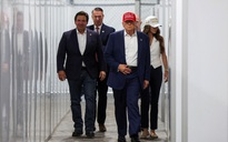 Ông Trump thăm nhà tù 'Cá sấu Alcatraz' - nơi nguy hiểm giam giữ người nhập cư