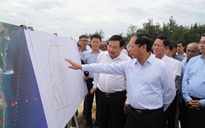 Phó thủ tướng Bùi Thanh Sơn kiểm tra địa điểm quy hoạch Nhà máy điện hạt nhân Ninh Thuận