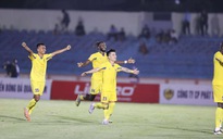 VPF làm việc khẩn với đội Quảng Nam, Bình Phước của Công  Phượng chưa sẵn sàng thăng hạng?