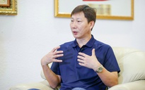 Ông Kim vẫn chưa quên sự cố bị học trò ‘đánh rơi trên không’: Ôi, tôi quá vui!