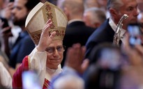 Giáo hoàng Leo nỗ lực đoàn kết Vatican với 'liệu pháp cái ôm'