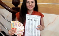 Khách miền Tây lên TP.HCM mua vé số, bất ngờ trúng độc đắc 20 tỉ