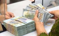 Lãi suất tiền đồng liên ngân hàng tăng gần gấp đôi