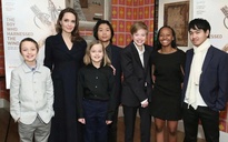 Angelina Jolie dự định bán nhà, chuyển ra nước ngoài sinh sống