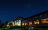 Mỹ: Nguy cơ bệnh dại từ dơi cho khách lưu trú công viên quốc gia Wyoming