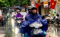 10 tỉnh mưa lớn đến 19.8, áp thấp nhiệt đới hướng vào Quảng Ninh - Hải Phòng