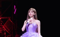 Ca sĩ Vương Tâm Lăng nhập viện vì kiệt sức