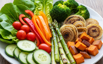 Ngày mới với tin tức sức khỏe: Ăn rau sống hay chín tốt hơn?