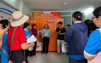 Phường Bến Thành có tủ an sinh thông minh: Tặng quà từ thiện chỉ cần quét QR