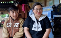 Chung dòng máu Lạc Hồng: Hiến đất xây trường, 
gieo mầm tri thức nơi biên giới