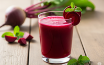 Phát hiện loại nước ép giúp người lớn tuổi hạ huyết áp tự nhiên