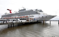 Du khách đánh nhau hỗn loạn trên siêu du thuyền