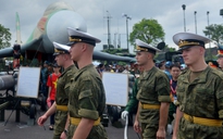 Quân đội Nga, Lào và Campuchia thăm khí tài hiện đại của quân đội Việt Nam