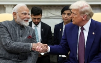Ông Trump lại dọa áp thuế lên Ấn Độ vì mua dầu Nga, New Delhi lên tiếng