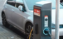 Trung Quốc tạo ra pin xe điện sạc 10 phút chạy 478 km