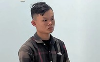 Chém nhầm người, bị khởi tố thêm tội sử dụng trái phép vũ khí quân dụng