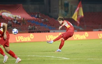 Sao U.23 Việt Nam Lê Viktor thành ‘gà son’, kiến tạo phút 90+7: Hà Tĩnh thắng nhọc Quảng Ninh
