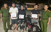 Khởi tố 3 thanh niên cầm dao lượn khắp phố, gặp ai chém người đó