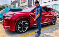 Gia đình 5 người, nên mua ô tô điện nào?