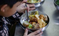 Bao giờ tầm vóc người Việt Nam được cải thiện: Bữa ăn học đường chưa ‘ngon’