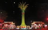 'Dòng sông hoa lửa' tri ân các thanh niên xung phong

