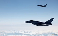 Anh điều chiến đấu cơ Typhoon tuần tra không phận Ba Lan