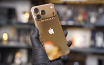 Cận cảnh iPhone 17 Pro Max mạ vàng đầu tiên thế giới của nhà chế tác Việt