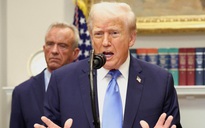 Ông Trump liên kết thuốc Tylenol với chứng tự kỷ