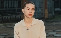 Hồ Ngọc Hà trao học bổng đến hết lớp 12 cho bé gái mồ côi