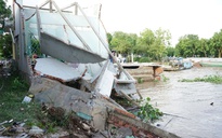 Sông Tiền tiếp tục sạt lở, cuộc sống hàng chục hộ dân bị đe dọa