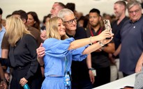 iPhone 17 khiến cả thế giới thay đổi cách chụp selfie