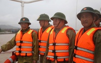 Quảng Trị: Huy động lực lượng, phương tiện tìm kiếm 9 thuyền viên mất tích