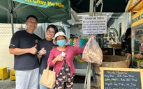 Bánh mì 'treo' nghĩa tình TP.HCM mùa Vu Lan: Câu chuyện chị chủ ăn chay trường