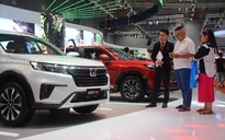 Vào tháng Ngâu hãng xe tăng ưu đãi, nhiều ô tô giảm giá cả trăm triệu đồng