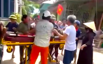 Người đàn ông tử vong vì bị ong đốt