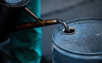 Giá xăng dầu hôm nay 14.1.2026: Tăng mạnh, xăng trong nước sẽ điều chỉnh thế nào?