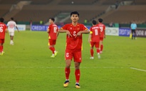 'Cậu út' Lê Phát thực sự... phát dưới 'ma thuật' của HLV Kim Sang-sik