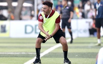 Quà sinh nhật đặc biệt của HLV Bồ Đào Nha tại TNSV THACO cup 2026