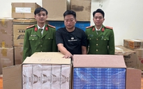 Quảng Trị: Thu giữ 15.000 bao thuốc lá lậu trên xe tải