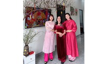 Lan tỏa trên mạng xã hội: Cô gái trẻ xây nhà báo hiếu mẹ cha