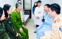 Tạm giữ người đàn ông vi phạm nồng độ cồn, tông CSGT gãy xương