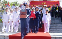 Trao bằng Tổ quốc ghi công liệt sĩ Phạm Văn Tuân hy sinh tại Trường Sa