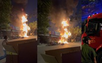 Cháy lớn trên đường Quách Điêu ở TP.HCM