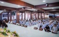 Đốt vàng mã, xem bói, dâng sao giải hạn: Vì sao sư thầy khuyên nên bỏ?