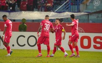 HLV Polking tuyệt đối tin tưởng CLB CAHN đủ bản lĩnh vượt ải khó, khen Quang Hải như 'Messi Thái'