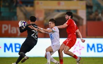 Đương kim vô địch Nam Định ‘vùng vẫy’ thoát hiểm, sẽ lâm vào cảnh xuống hạng nếu...