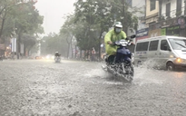 Miền Bắc mưa lớn 2 ngày, Nam bộ mưa giông trái mùa
