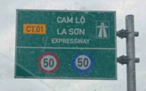 Biển báo 'tối đa và tối thiểu đều 50 km/giờ' trên cao tốc Cam Lộ - La Sơn đã được sửa