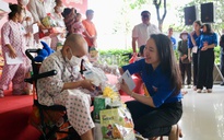 Những phần quà tiếp thêm động lực để bệnh nhi chống chọi với bệnh tật